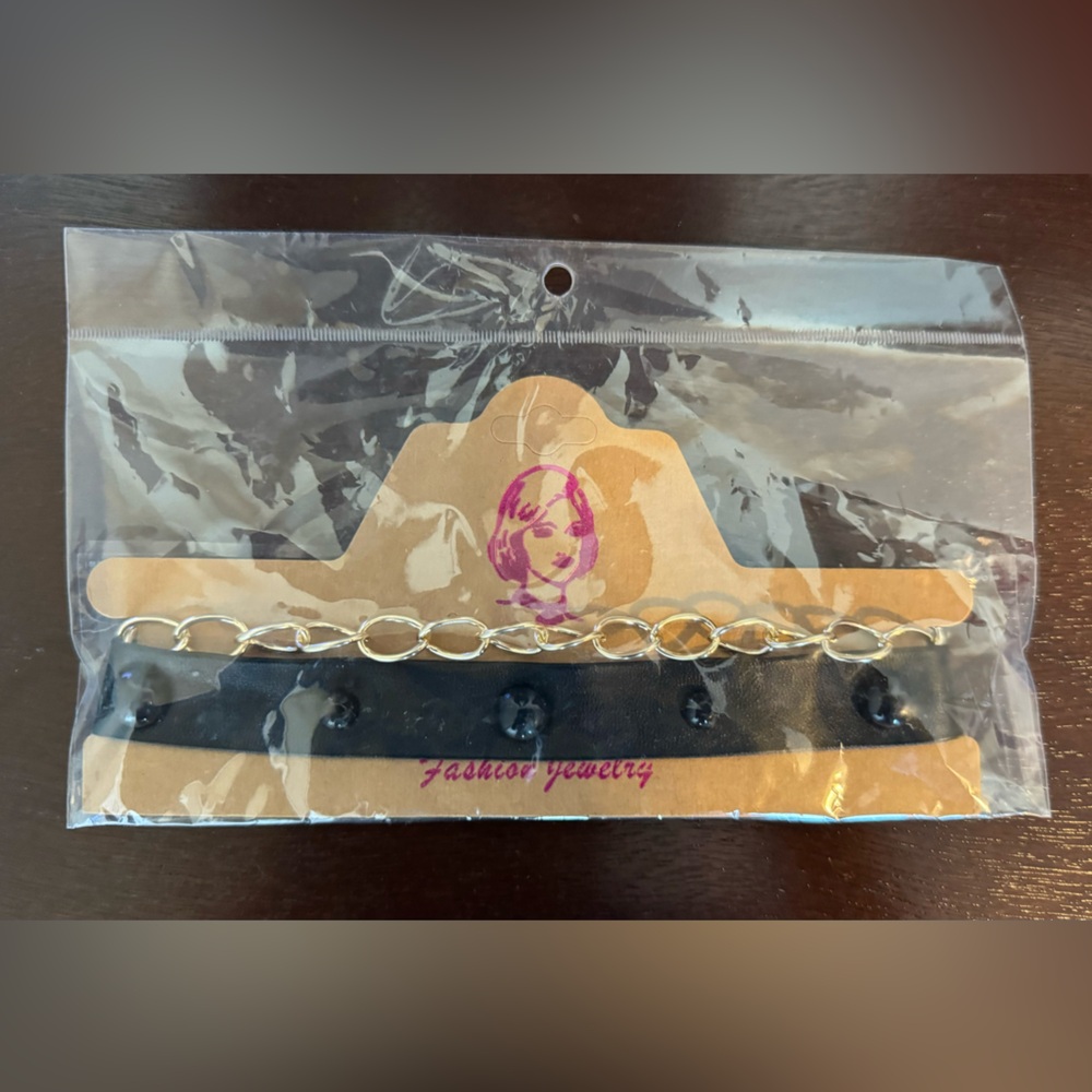 Women’s Chokers - Picture 6 of 7